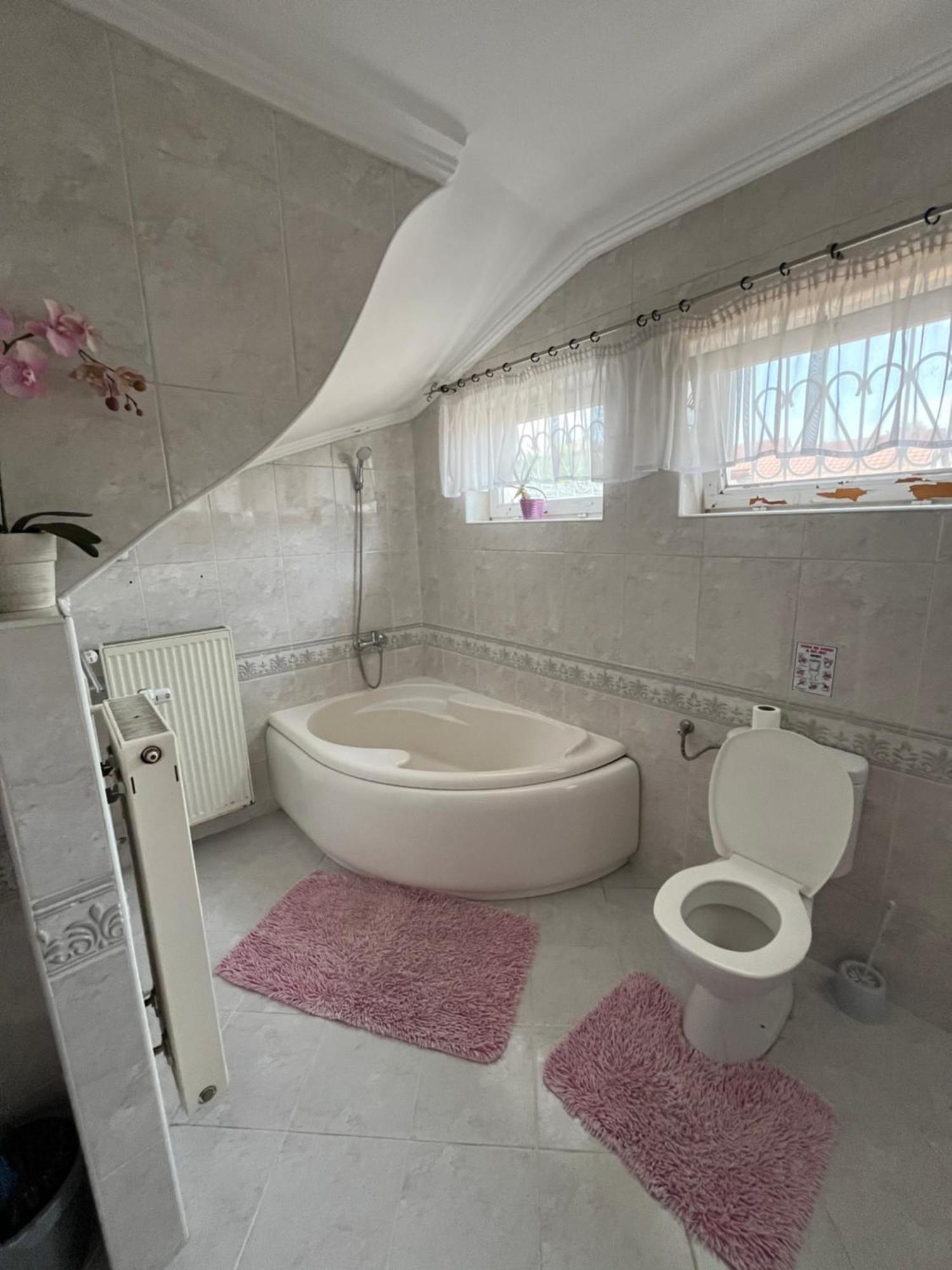 Tocc Apartman Gyál Exterior foto